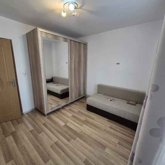 Apartament cu 3 camere decomandat în Șieu