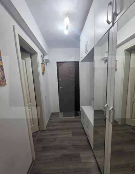 Apartament cu 2 camere decomandat, mobilat în Semicentral