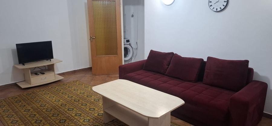 Apartament cu 2 camere semidecomandat, mobilat în Dristor