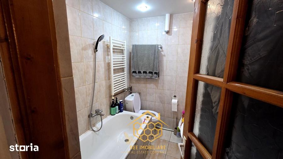 Apartament cu 2 camere decomandat în Valea Rosie