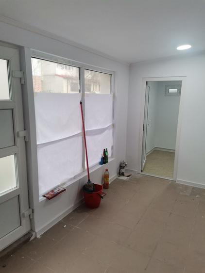 Spațiu comercial, în Desa