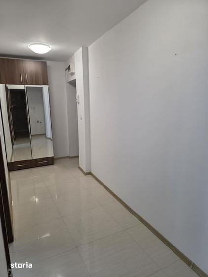 Apartament cu 2 camere decomandat în Halta Traian