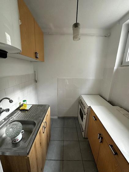 Apartament cu 2 camere nedecomandat în Dacia