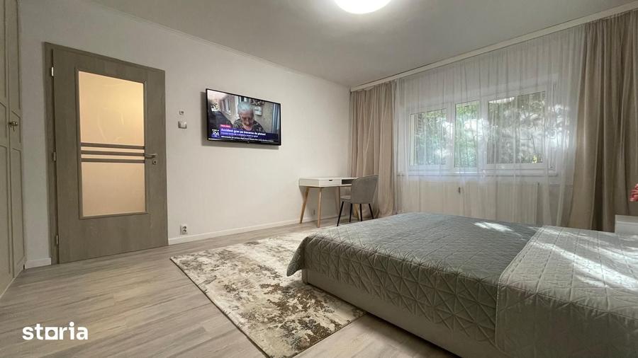 Apartament cu 2 camere decomandat în Tei