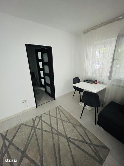 Apartament cu 2 camere semidecomandat în Nufărul