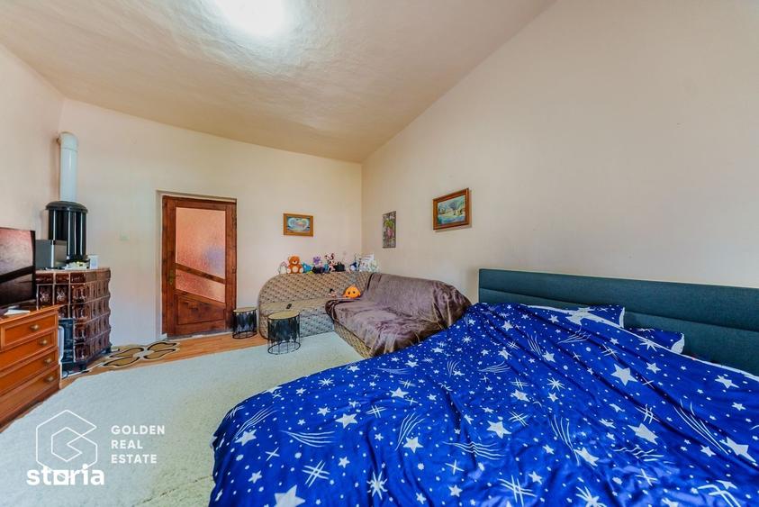 Casă cu 3 camere cu Teren 1778 Mp în Central