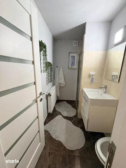 Apartament cu 2 camere semidecomandat în Siloz
