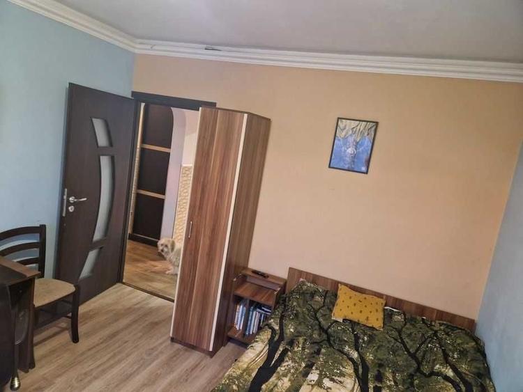 Apartament cu 3 camere decomandat, mobilat în Gară
