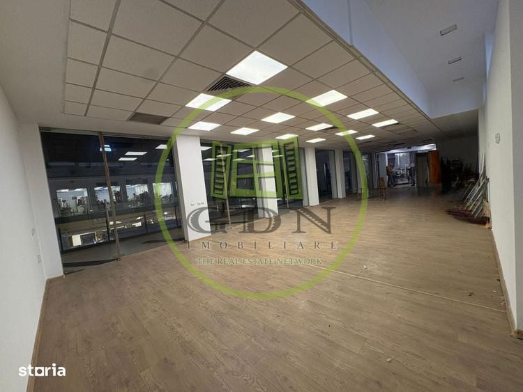 Spațiu comercial, de 92 mp, în Craiovița Nouă
