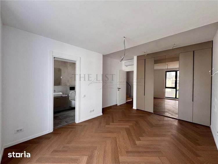 Casă cu 4 camere cu Teren 100 Mp în Central