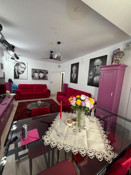 Apartament cu 2 camere decomandat în Palas