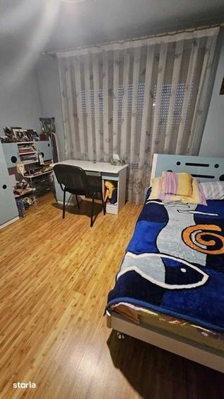 Apartament cu 3 camere decomandat în Tolstoi