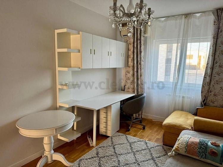 Apartament cu 3 camere decomandat, mobilat în Pipera