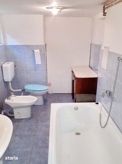 Casă cu 3 camere cu Teren 165 Mp în Schei