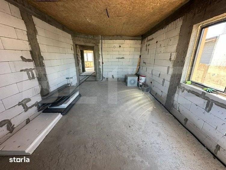 Casă cu 4 camere în Șimnicu de Jos