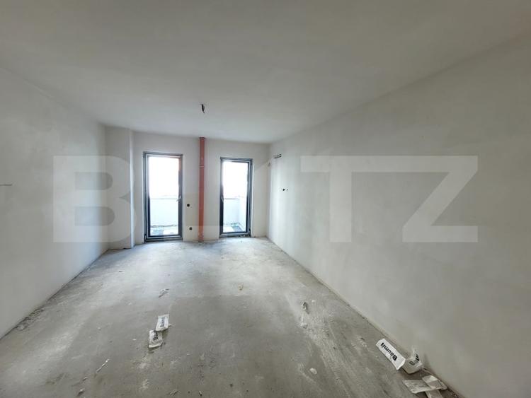Apartament cu 3 camere decomandat în Între Lacuri