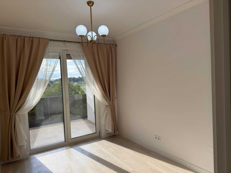 Apartament cu 2 camere decomandat în Florești