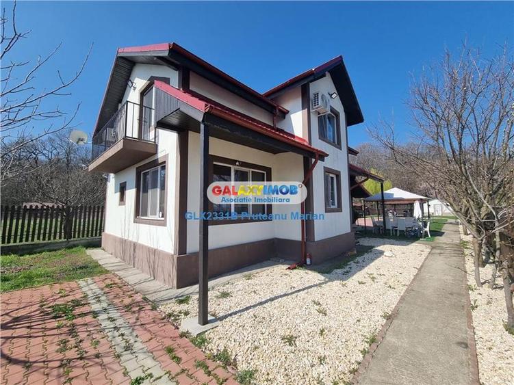 Casă cu 5 camere cu Teren 900 Mp în Clinceni