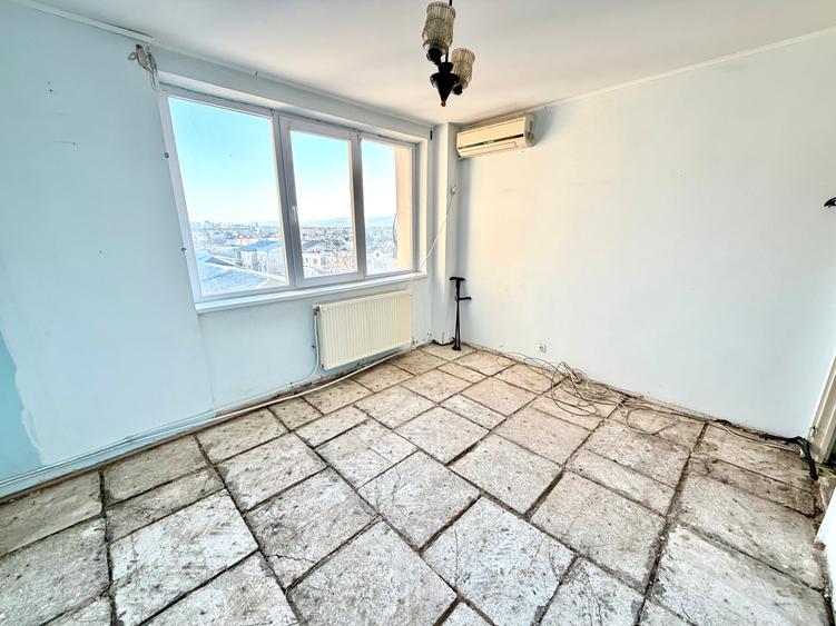 Apartament cu 3 camere decomandat în Orizont