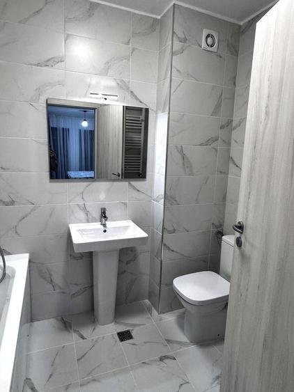 Apartament cu 3 camere decomandat, mobilat în Drumul Taberei