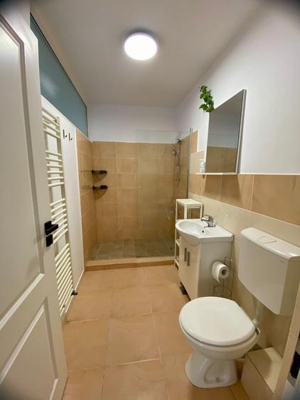 Apartament cu 2 camere semidecomandat în Florești