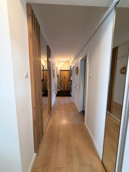 Direct proprietar , 3 camere, parcare subterana, Bdul Unirii- Nerva Traian - 7