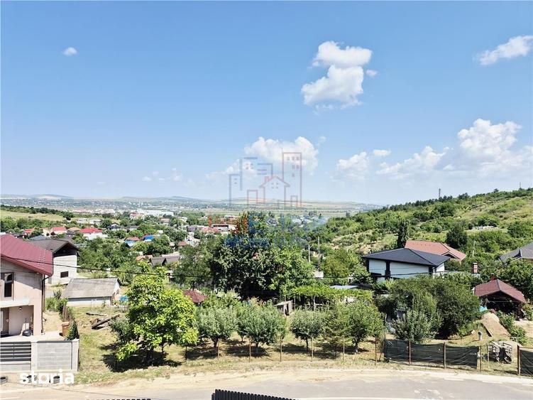 Casă cu 4 camere cu Teren 400 Mp în Tomești