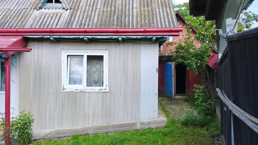 Casă individuală cu 5 camere cu Teren 2700 Mp în Ghindăoani