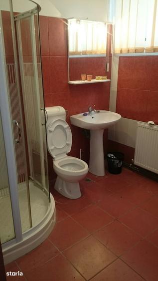 Casă cu 4 camere cu Teren 70 Mp în Central