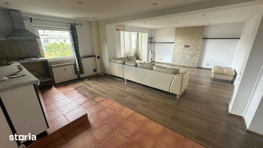 BD.DECEBAL, Apartament cu 3 camere decomandate - 90 mp- etaj 4/4, - 2