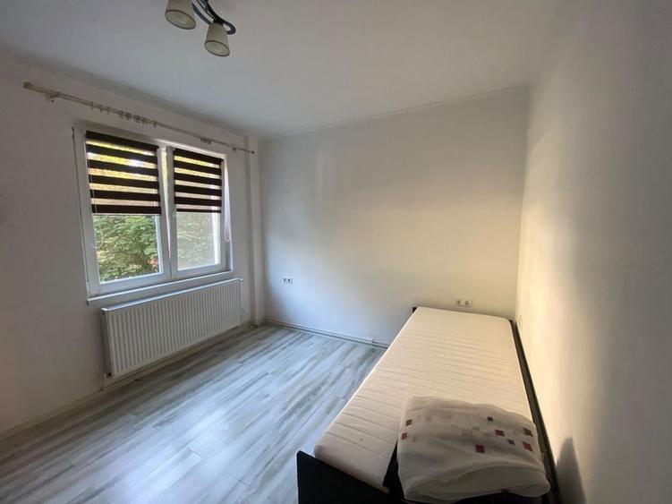 Apartament cu 2 camere decomandat în 7 Noiembrie
