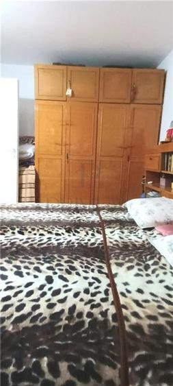 Apartament cu 2 camere semidecomandat, mobilat în Dâmbovița