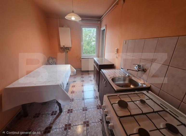 Apartament cu 3 camere decomandat, mobilat în Tudor