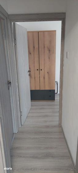 Apartament cu 2 camere, mobilat în Republicii