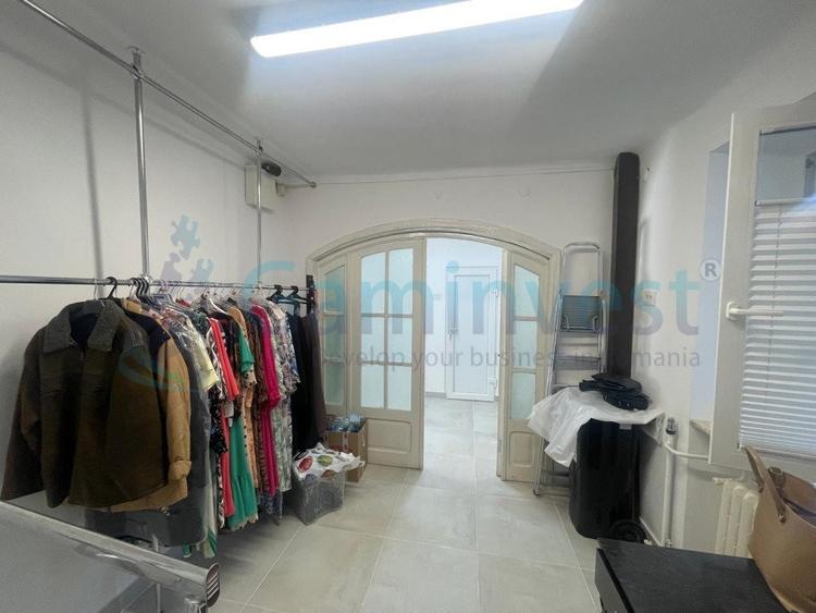 Spațiu comercial, de 64 mp, în Central