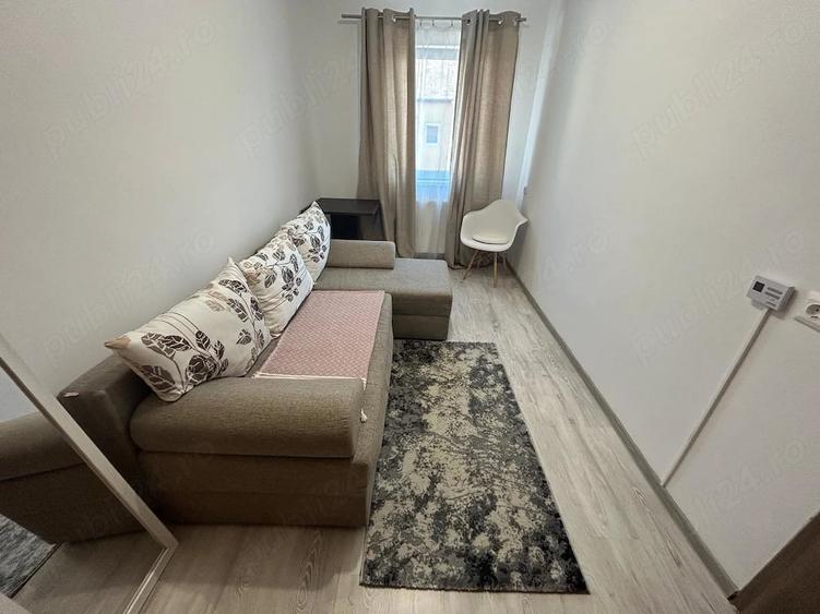 Garsonieră decomandată în Central