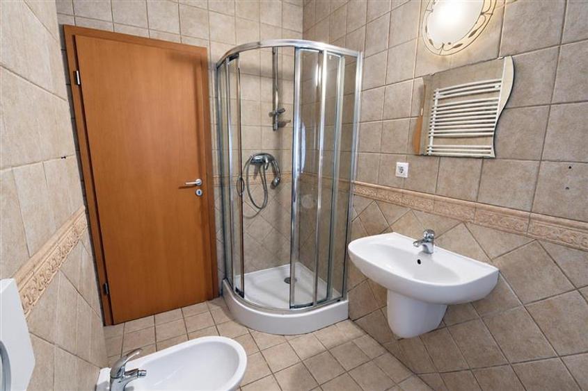 Apartament cu 2 camere decomandat în Avantgarden