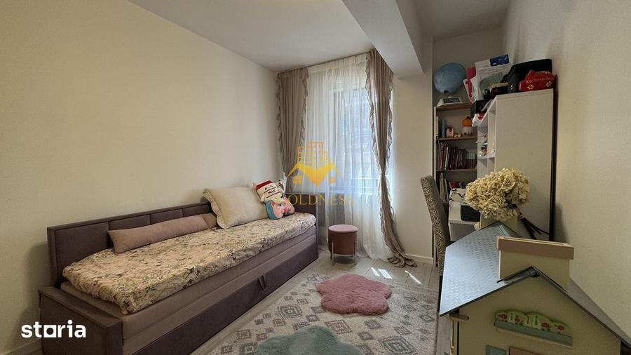 Apartament cu 3 camere în Zorilor
