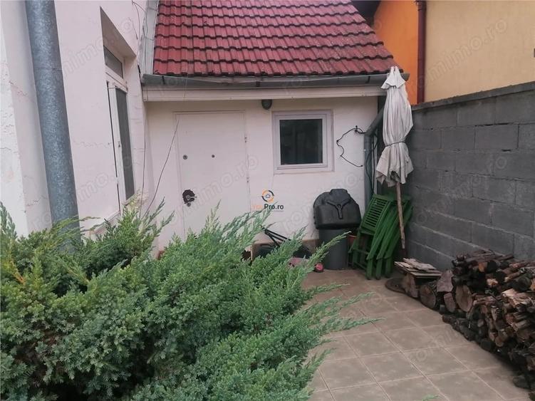 Casă cu 3 camere cu Teren 618 Mp în Girocului