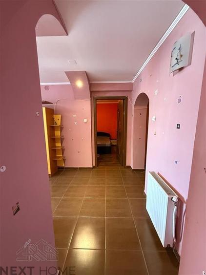 Apartament cu 3 camere decomandat în Central