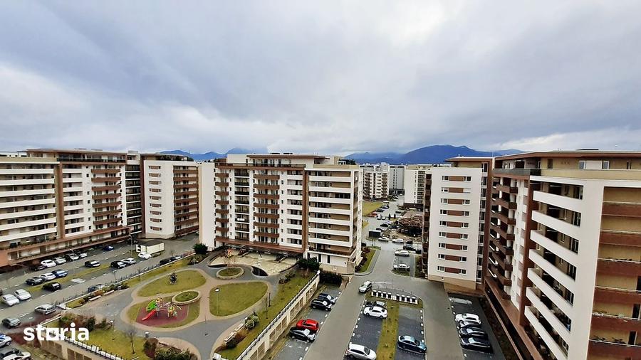 Apartament cu 5 camere decomandat, mobilat în Tractorul