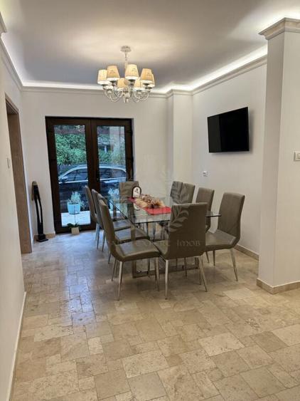 Casă cu 4 camere cu Teren 880 Mp în Boldești
