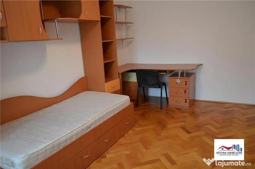 Apartament cu 2 camere decomandat în Tudor