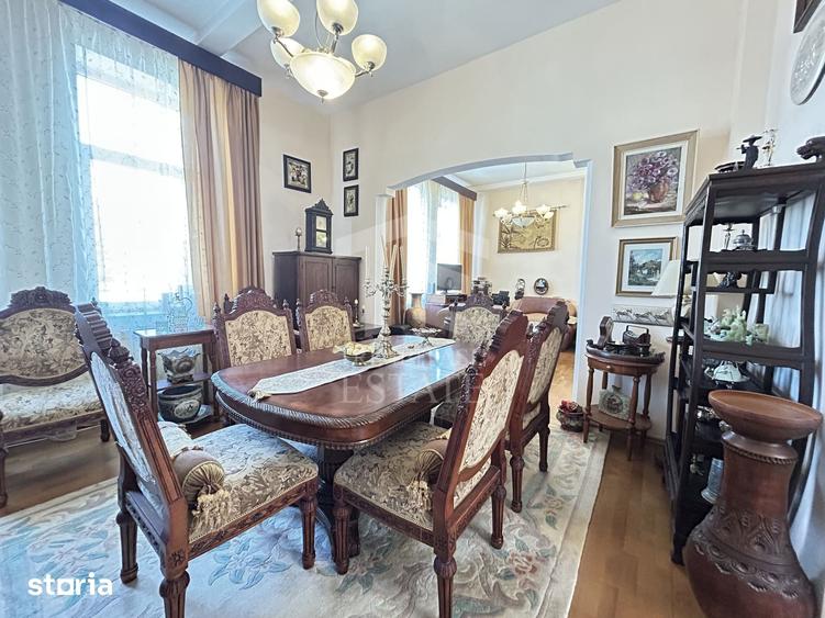 Apartament cu 3 camere în Ultracentral