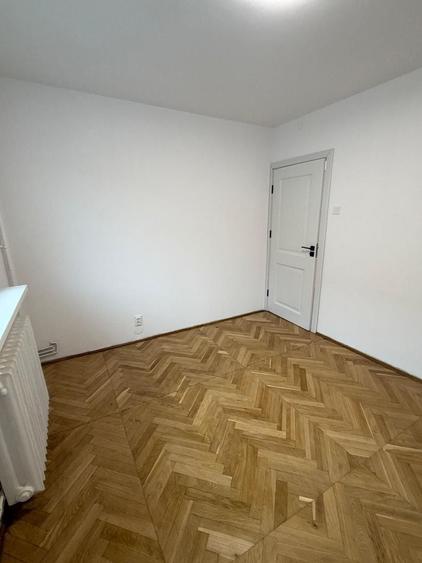 Apartament cu 3 camere în Grigorescu