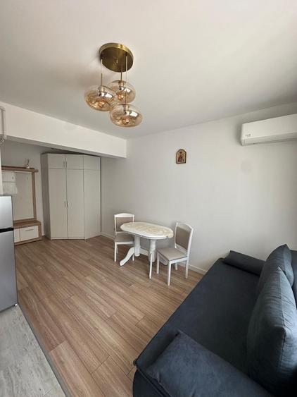 Apartament cu 2 camere decomandat, mobilat în Nord-Vest