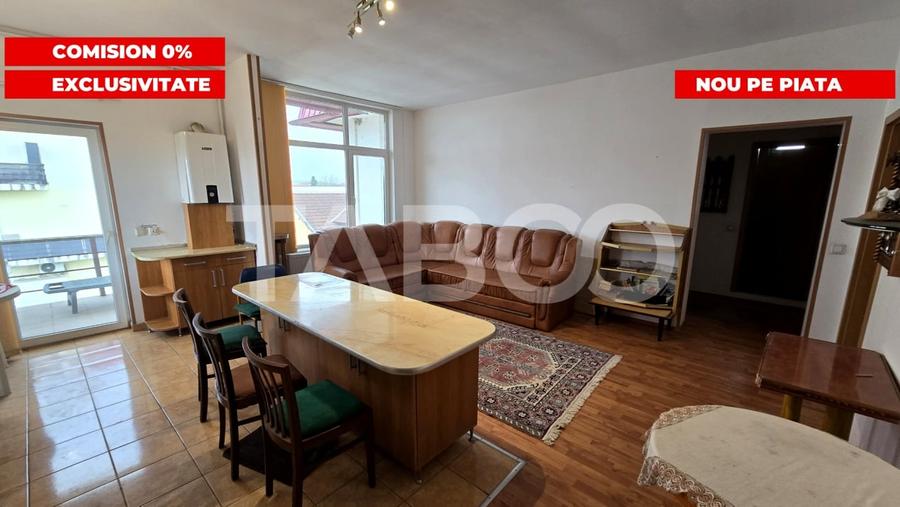 Apartament cu 4 camere decomandat, mobilat în Calea Dumbrăvii