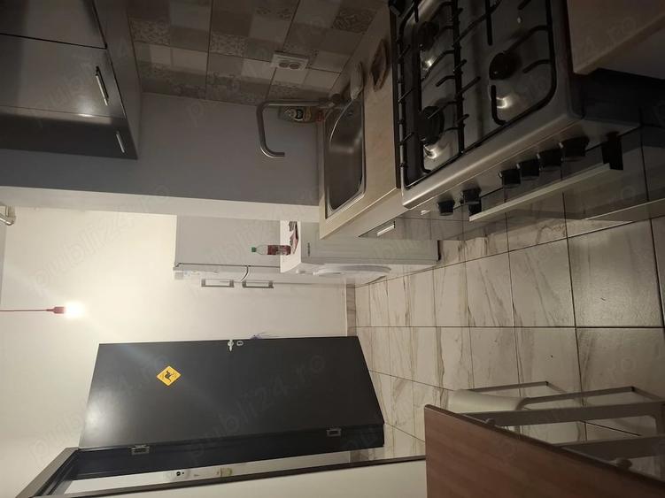 Garsonieră decomandată în Central