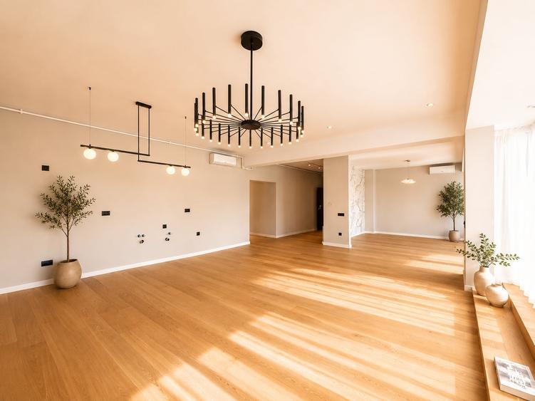 Penthouse Spectaculos -3 camere- 308mp total- - 5