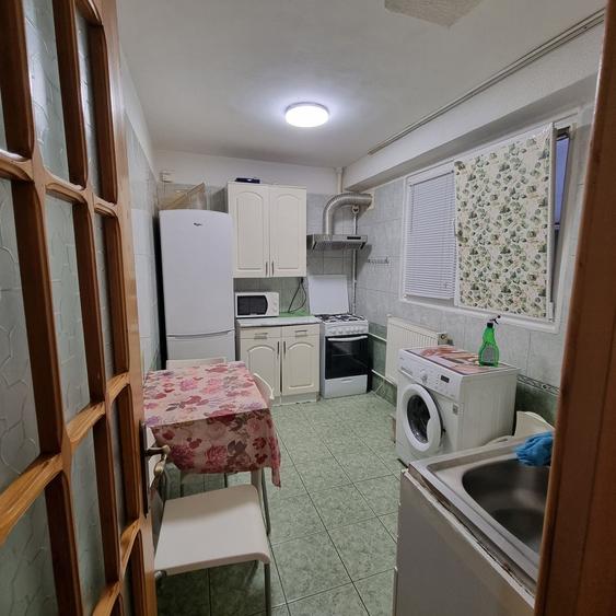 Ap 2 camere decomandat + loc parcare str. Pravat - metrou Tudor Vladimirescu - 2